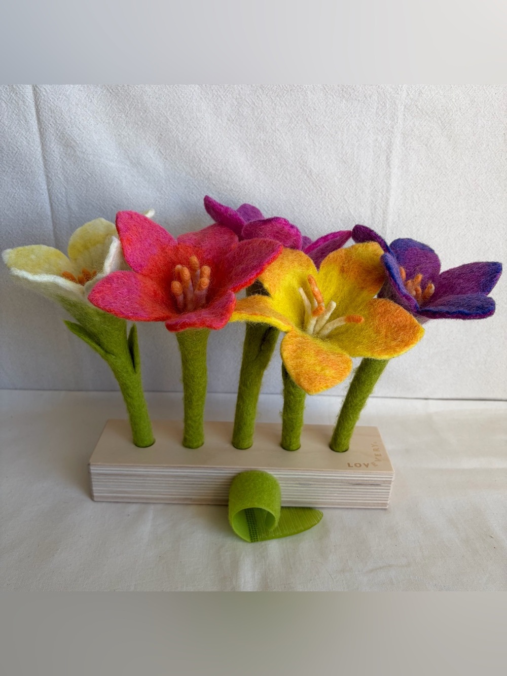 Lovevery Felt Flowers in a Row Waldorf style Toy